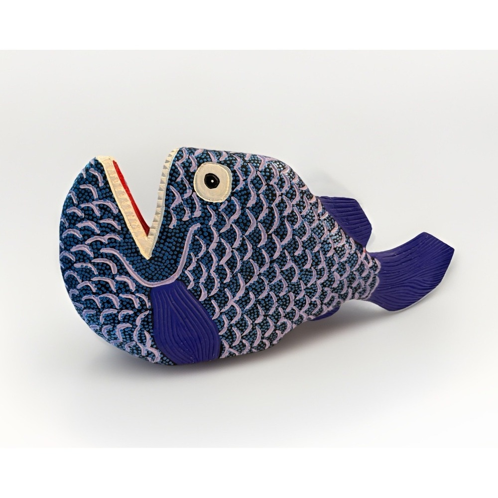 Amazing‎ Large 16x8" Wooden Fish Sculpture Hand Carved Painted Folk Art Signed